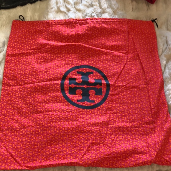 Tory Burch large black leather tote w/ dust bag - Picture 16 of 16